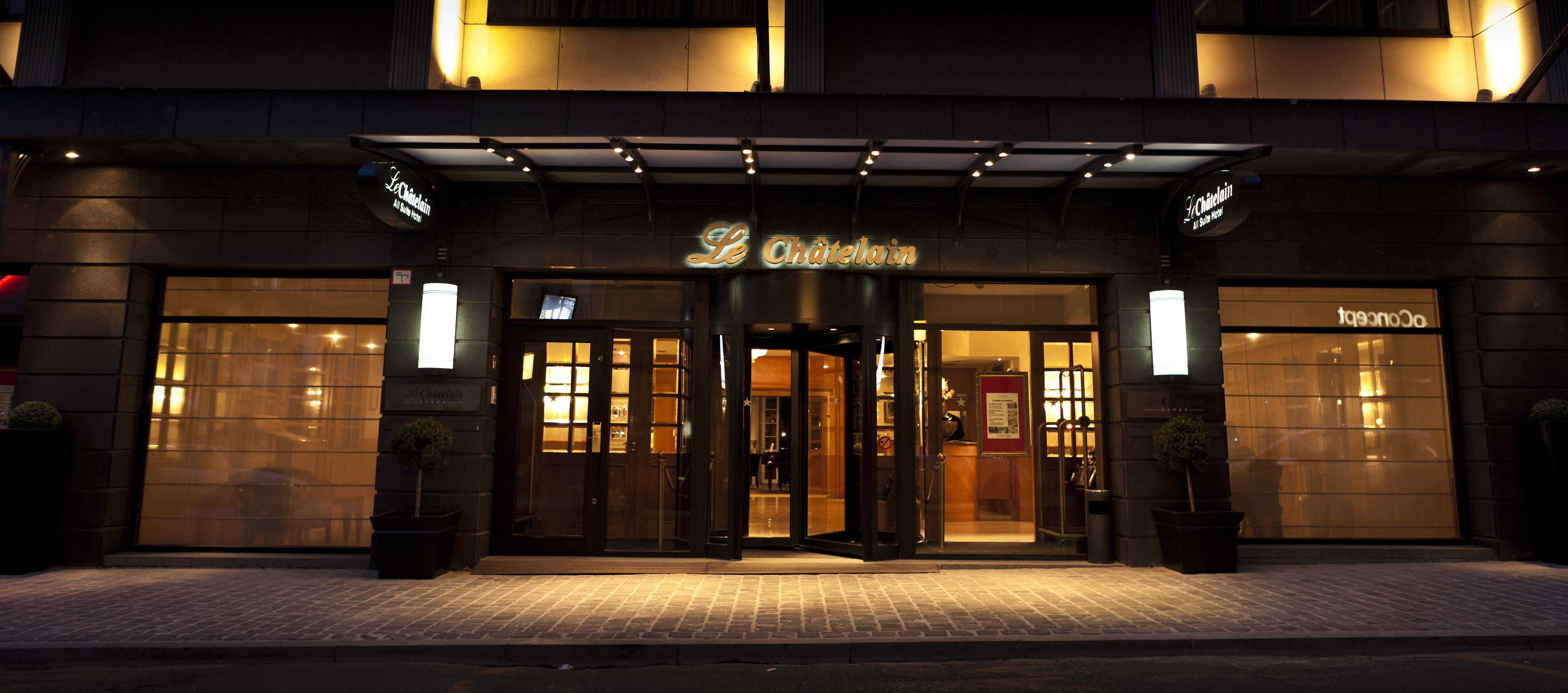 Hotel Le Chatelain Brussels Luaran gambar Entrance of the hotel